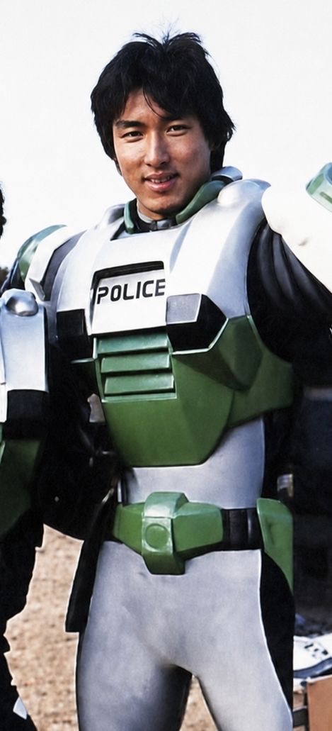 Shogo Shiotani na armadura do Cybercop